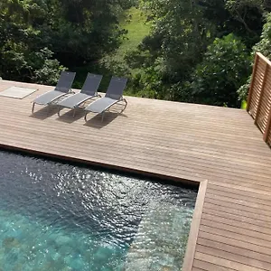 Kaz'antillaise Appt Avec Piscine Ti Maeva 3/4p. Le Lamentin